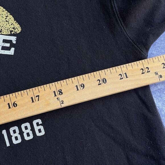 Yellowstone Sweater Womens Large Black Cropped Dutton Ranch TV Series - Picture 7 of 9